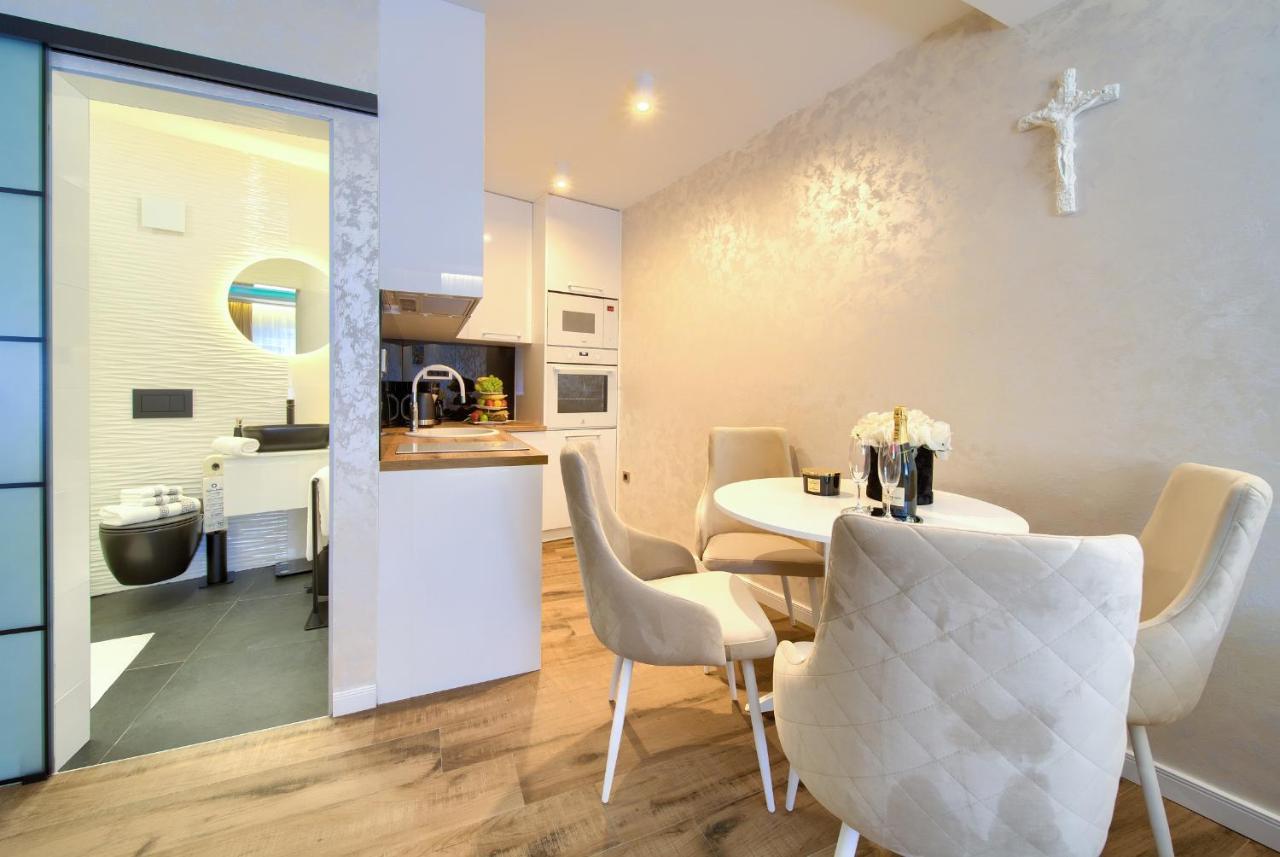 Luxury Apartments Jf Rab Town Exterior photo